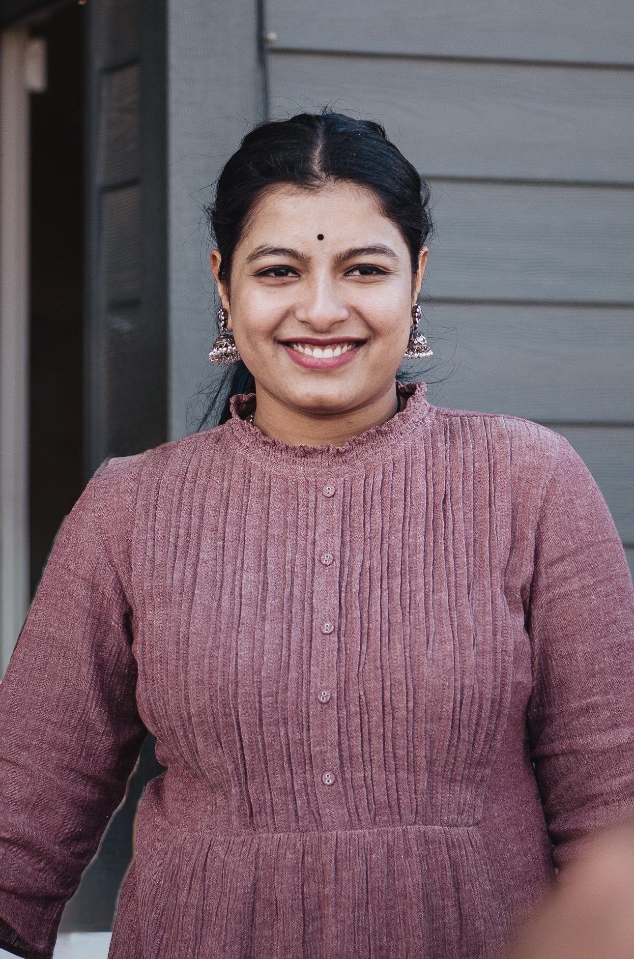 Swathi Nambiar - Professional Henna Artist in Lincoln, Nebraska